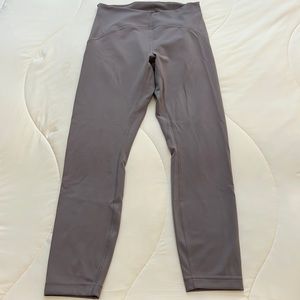 Lululemon 25” Cropped Leggings - light purple/gray - - Size 8